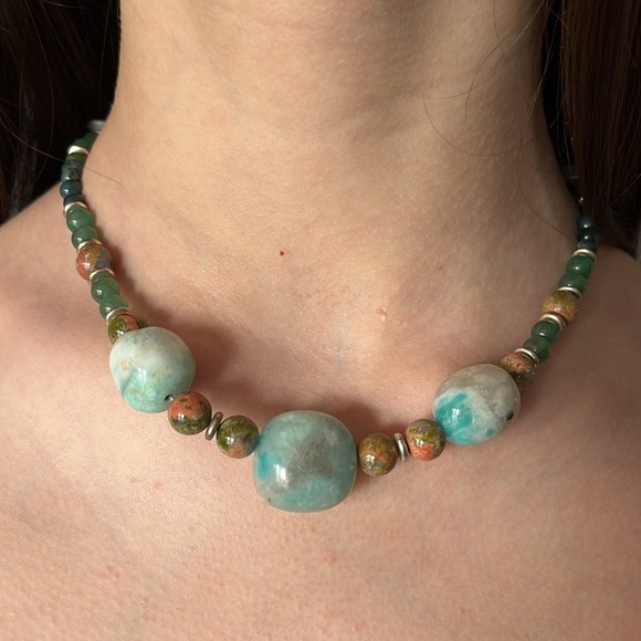 Handmade Precious Crystal Gemstones Necklace and Bracelet Set - Picture 3 of 5